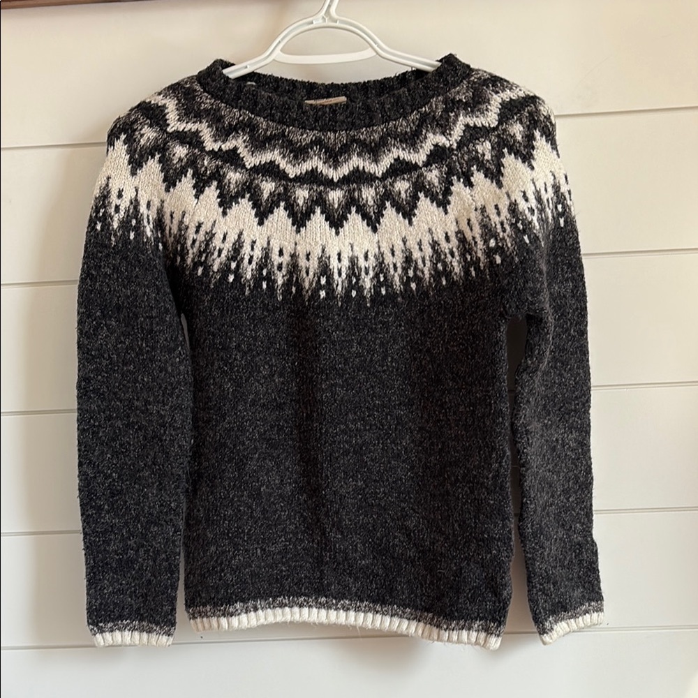 Black and White Patterned Sweater